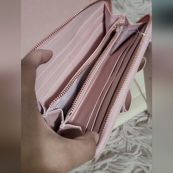 New Ted Baker London Purse,Wallet and cosmetic pouch set with dustbag - Picture 7 of 16